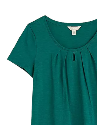 Women's Short Sleeve Appletree Keyhole Detail T-Shirt in Green Petite