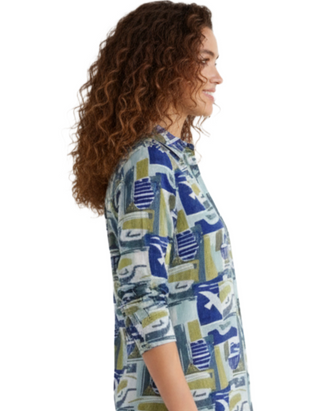 Women's Wren Flutter Shirt in Green Windowscape Sketch Chalk