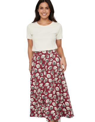 WOmen's Tamba Skirt in Leaf Lines Beacon