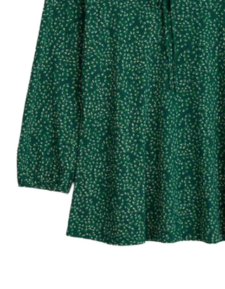 Women's Valley Top in Leaf Sprig Dark Fern