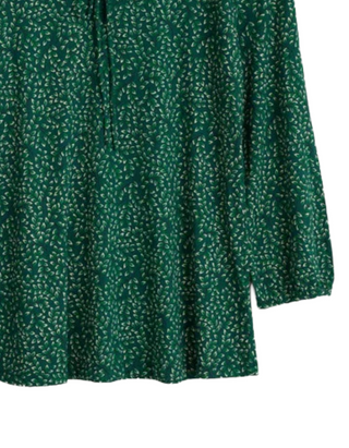 Women's Valley Top in Leaf Sprig Dark Fern