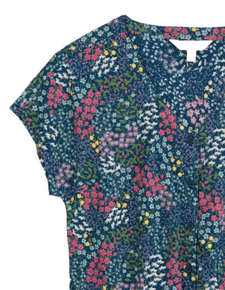 Women's Short Sleeve Studio Glass V-neck Jersey Top in Coastal Meist