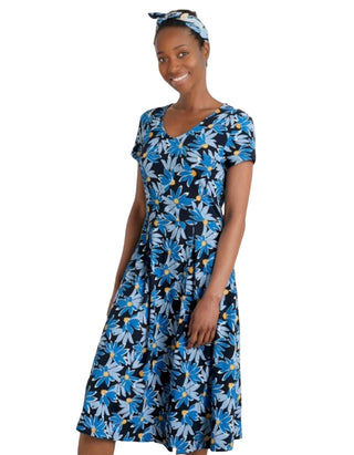 Women's Short Sleeve Pier View Jersey Dress in Blue Flower (IMPERFECT)