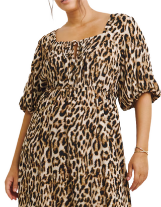 Women's Plus Size Animal Print Crinkle Midi Dress in Brown Leopard