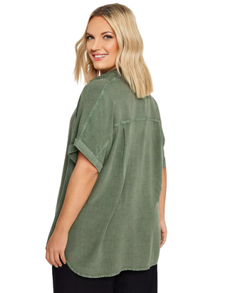 Women's Plus Size Short Sleeve Chambray Shirt in Khaki Green (Imperfect)