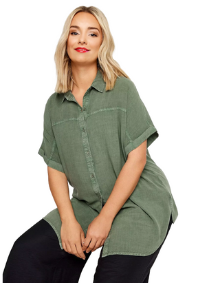 Women's Plus Size Short Sleeve Chambray Shirt in Khaki Green (Imperfect)