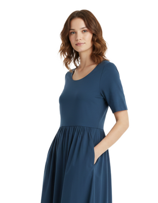 Women's Madder Organic Cotton Above-Ankle Dress in Rich Navy (Imperfect)