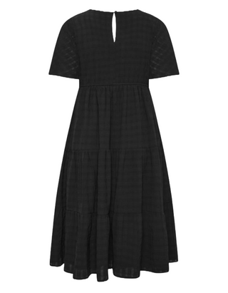 Women's Plus size Curve Textured Tiered Smock Dress in Black