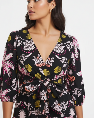 Women's Crinkle Shirred Waist Skater Dress Black And Pink Floral Print