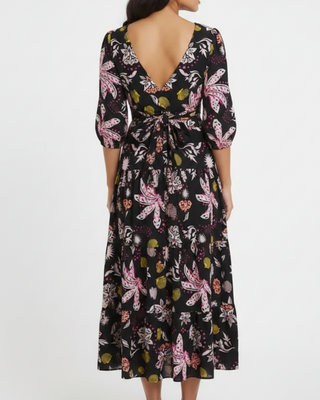 Women's Crinkle Shirred Waist Skater Dress Black And Pink Floral Print