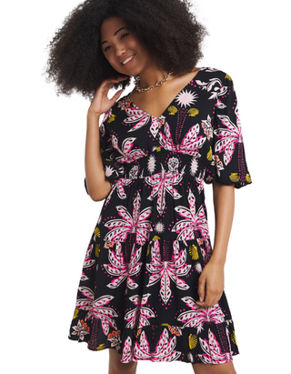 Women's Crinkle Shirred Waist Skater Dress Black And Pink Floral Print