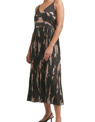 Women's Pleated Satin Cami Dress In Black